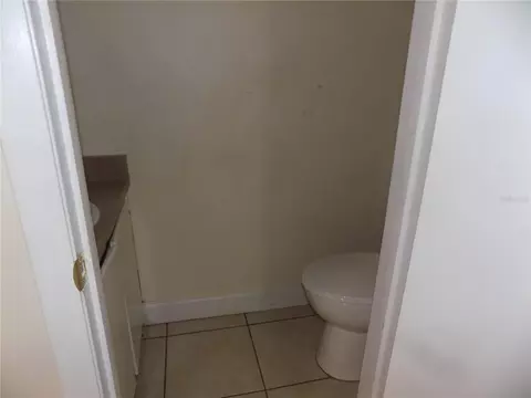Bath - 713 SW 69 St, Gainesville, FL 32607 photo 1 of 7