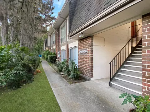 1700 SW 16th Ct #P6, Gainesville, FL 32608