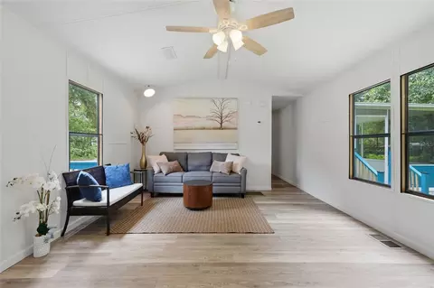 Living - 1212 NE 1st Ave, Williston, FL 32696 photo 3 of 3