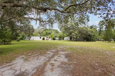 17416 NW 89th Ter, Fanning Springs, FL 32693