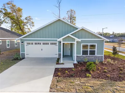 1130 SW 67th St, Gainesville, FL 32607