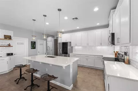 Kitchen - 3203 Dark Sky Dr, Saint Cloud, FL 34773 photo 3 of 5
