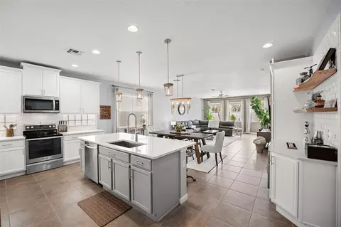 Kitchen - 3203 Dark Sky Dr, Saint Cloud, FL 34773 photo 1 of 5
