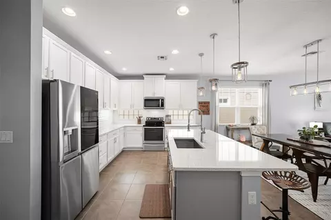 Kitchen - 3203 Dark Sky Dr, Saint Cloud, FL 34773 photo 2 of 5