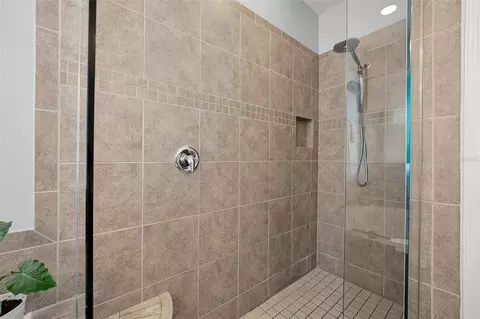 Bath - 3203 Dark Sky Dr, Saint Cloud, FL 34773 photo 2 of 5