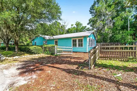 Exterior - 433 SE 7th St, Gainesville, FL 32601 photo 6 of 6
