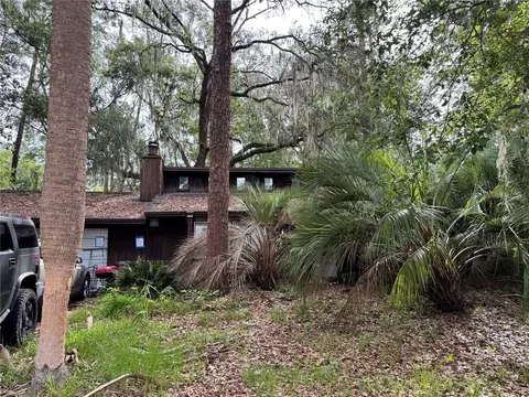 713 NW 95th Ter, Gainesville, FL 32607