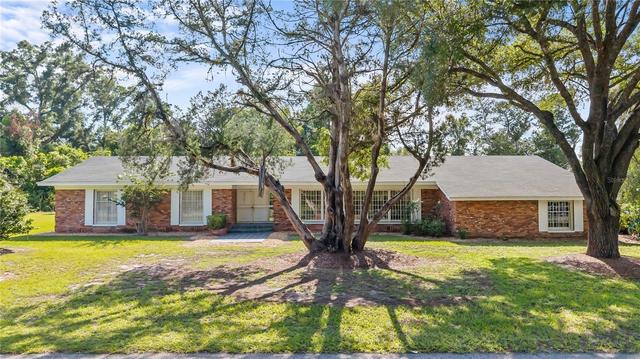 214 SE 2nd St, Chiefland, FL 32626