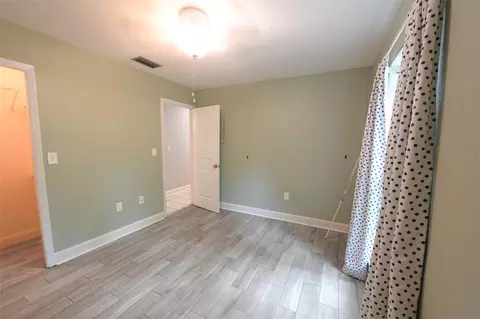 Bedroom - 7616 SW 10th Ave, Gainesville, FL 32607 photo 3 of 4