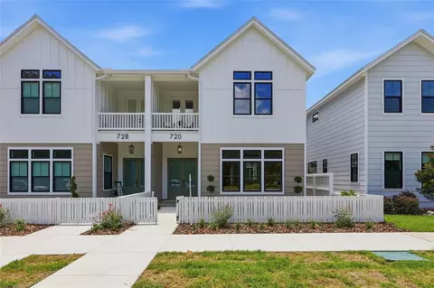 720 SW 131 St, Newberry, FL 32669