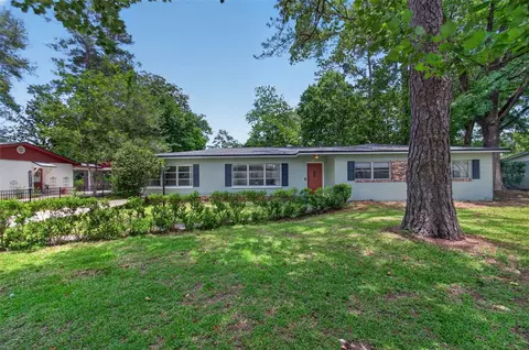 1321 NW 31st Dr, Gainesville, FL 32605