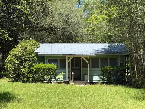 18404 NW 272nd Ter, High Springs, FL 32643