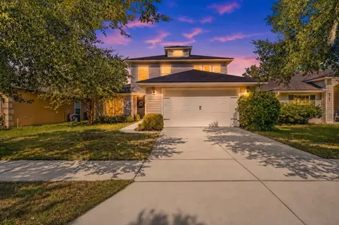 8203 NW 51st St, Gainesville, FL 32653