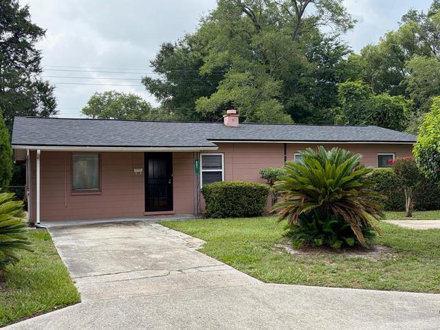 901 NE 23rd St, Gainesville, FL 32641