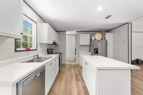 419 Lily Trl, Interlachen, FL 32148 photo 18