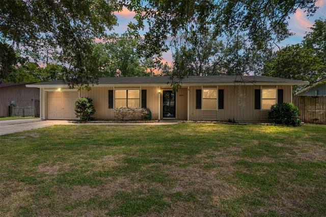 2541 NW 52nd Pl, Gainesville, FL 32605