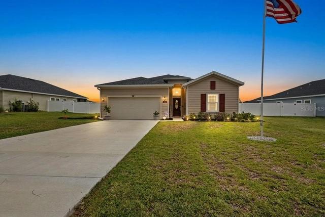 560 NW 4th Ave, Williston, FL 32696