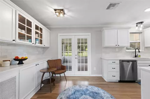 Kitchen - 18950 NE 55th St, Williston, FL 32696 photo 1 of 4