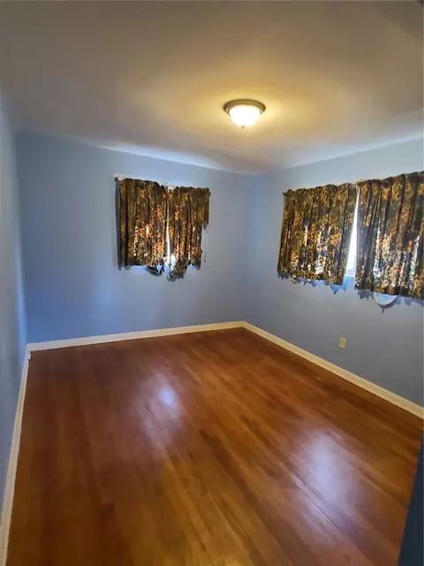 Bedroom - 217 NW 36th St, Gainesville, FL 32607 photo 2 of 2