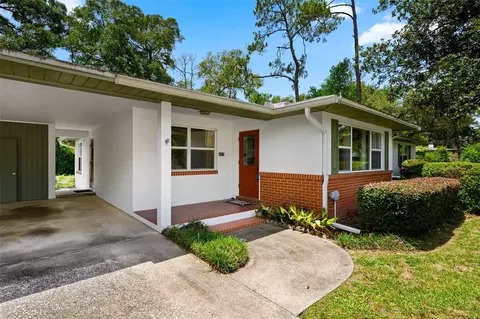 Exterior - 3919 SW 4th Pl, Gainesville, FL 32607 photo 3 of 10