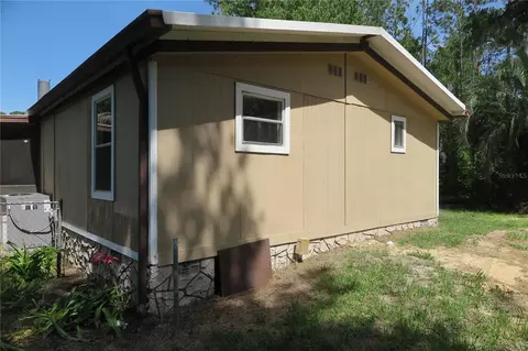 108 Pineshore Dr, Satsuma, FL 32189 photo 9
