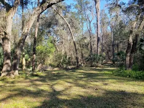 2929 SW 2nd Ct, Gainesville, FL 32601