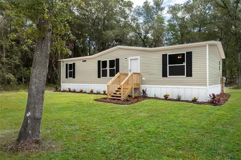 104 Jackson Ave, Interlachen, FL 32148 photo 1