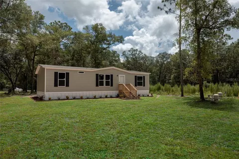 104 Jackson Ave, Interlachen, FL 32148 photo 3