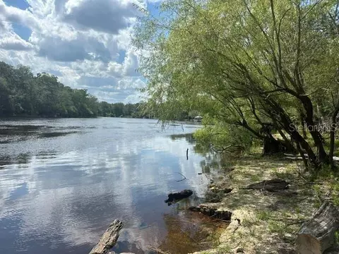 1109 NW 78th Ave, Bell, FL 32619