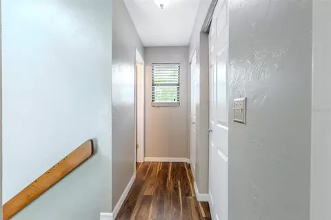 Entry Way - 4460 SW 20th Ln, Gainesville, FL 32607 photo 3 of 4