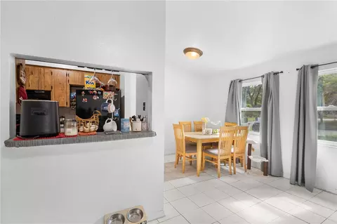 Dining - 2038 SW 70th Ter, Gainesville, FL 32607 photo 1 of 2