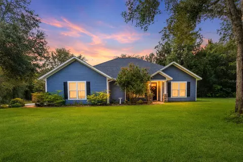 8069 NE 8th Pl, High Springs, FL 32643