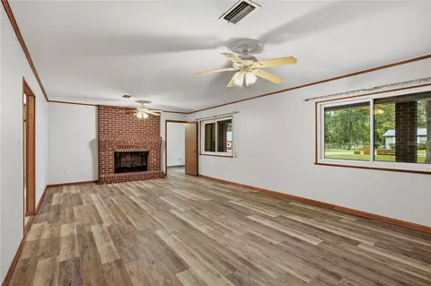 Living - 130 SW 75th Ter, Gainesville, FL 32607 photo 2 of 3