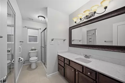 Bath - 130 SW 75th Ter, Gainesville, FL 32607 photo 1 of 2