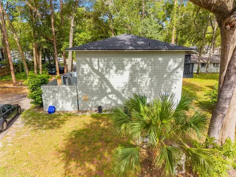 Exterior - 714 SW 69th St, Gainesville, FL 32607 photo 9 of 9