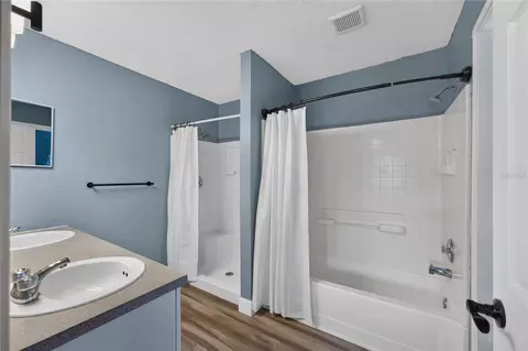 Bath - 230 SE 150th Ave, Williston, FL 32696 photo 1 of 4