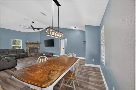 Dining - 230 SE 150th Ave, Williston, FL 32696 photo 1 of 2