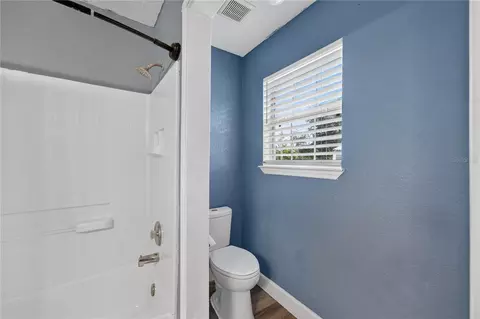 Bath - 230 SE 150th Ave, Williston, FL 32696 photo 2 of 4
