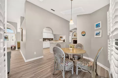 Dining - 54 Hickory Loop, Ocala, FL 34472 photo 5 of 7