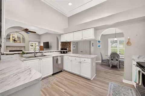 Kitchen - 54 Hickory Loop, Ocala, FL 34472 photo 6 of 7