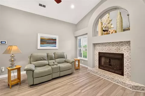 Living - 54 Hickory Loop, Ocala, FL 34472 photo 3 of 7