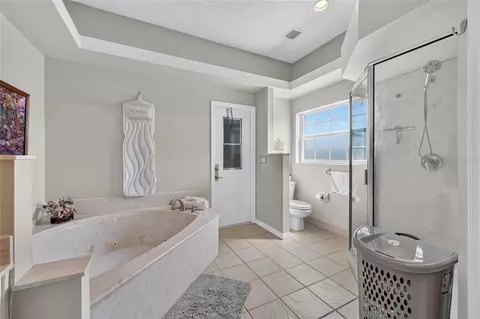 Bath - 54 Hickory Loop, Ocala, FL 34472 photo 2 of 5