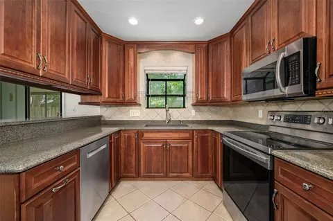 Kitchen - 7713 SW 9th Pl, Gainesville, FL 32607 photo 3 of 5