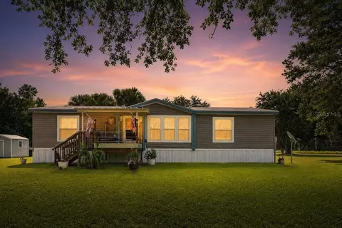 152 Kelly Ln, Hawthorne, FL 32640