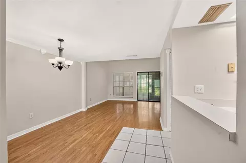 Living - 924 SW 57th Dr, Gainesville, FL 32607 photo 2 of 5