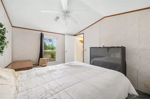 Bedroom - 25697 21st Rd, O Brien, FL 32071 photo 3 of 3