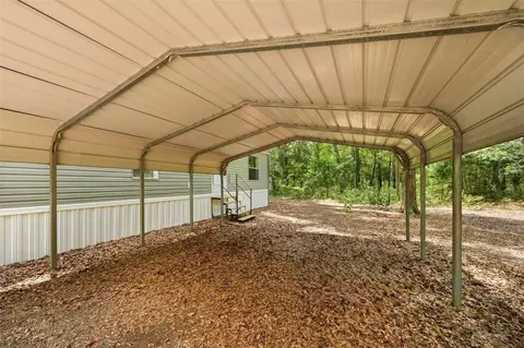 Exterior - 25697 21st Rd, O Brien, FL 32071 photo 2 of 11