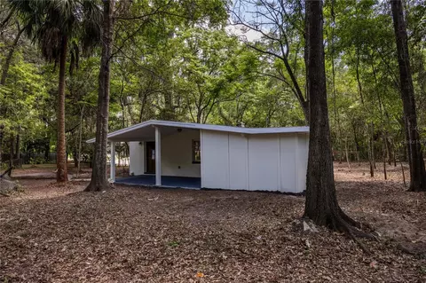 Exterior - 640 NW 36th Ter, Gainesville, FL 32607 photo 4 of 11