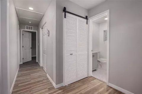 Entry Way - 640 NW 36th Ter, Gainesville, FL 32607 photo 1 of 1
