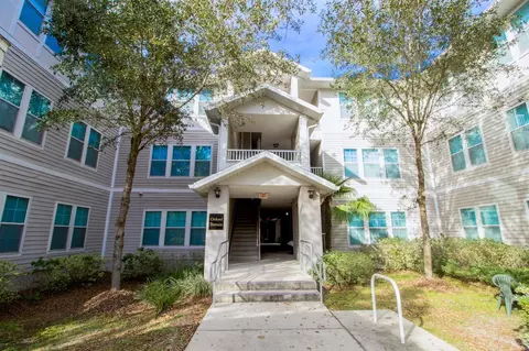 835 SW 9th St #210, Gainesville, FL 32601